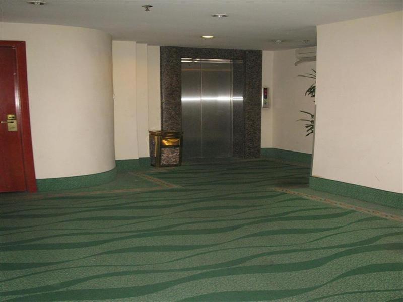 Greentree Inn Sichuan Chendu Kuan Alley And Zhai Alley Renmin Park Business Hotel เฉิงตู ภายนอก รูปภาพ